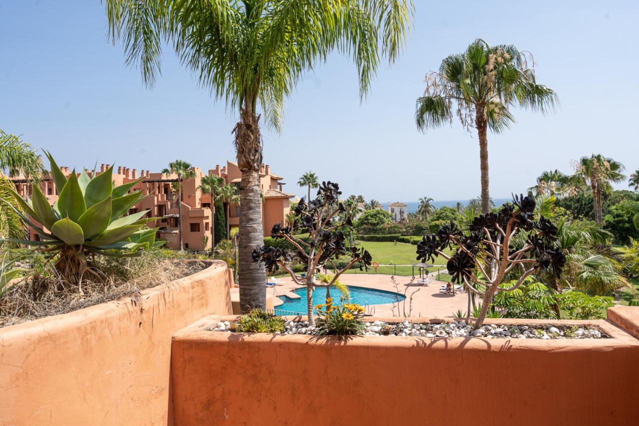 El Sol Sotoserena 2 Bedroom Apartment Естепона Екстериор снимка