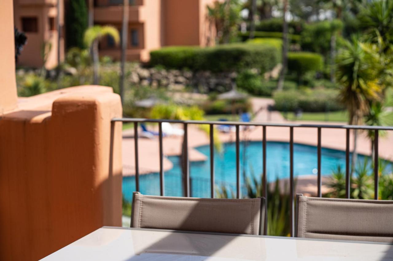 El Sol Sotoserena 2 Bedroom Apartment Естепона Екстериор снимка